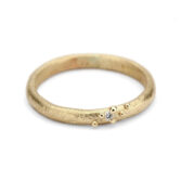 Ruth Tomlinson: Raw Gold Textured Wedding Band with Diamond - 2.5mm, tomfoolery